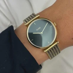 CLUSE Triomphe^Gift Box Triomphe Mesh, Gold Colour & Black Leather Strap