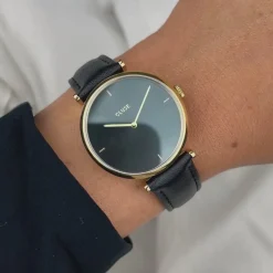 CLUSE Triomphe^Gift Box Triomphe Mesh, Gold Colour & Black Leather Strap